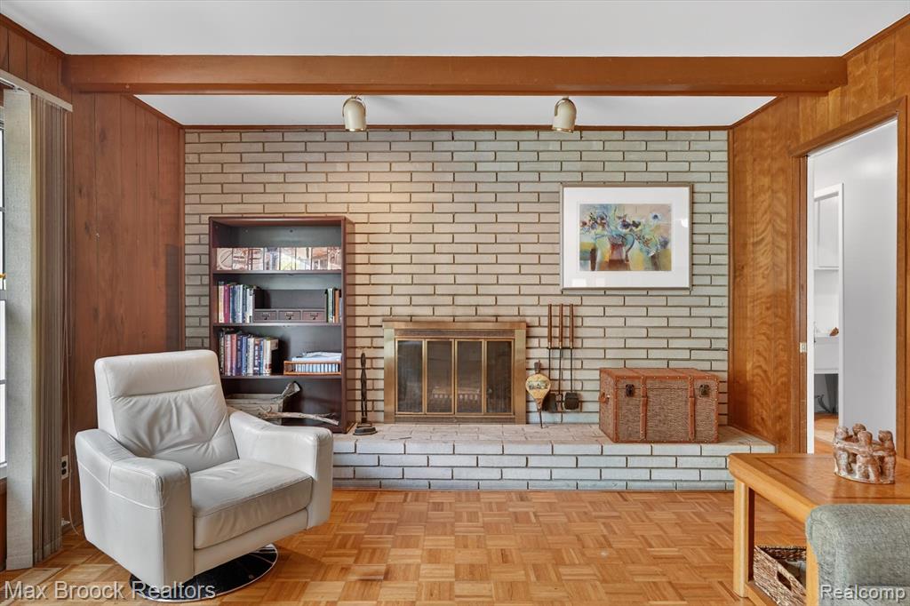 7456 Glengrove Drive, Bloomfield Hills, MI 48301 — Photo 25