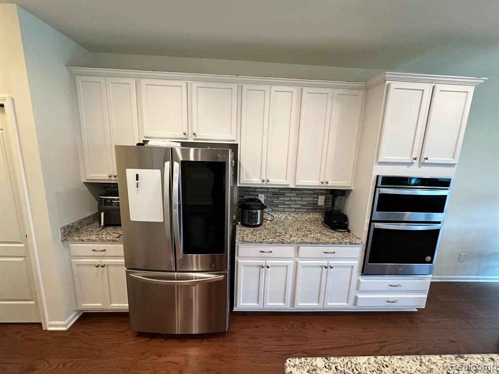 43541 PROSPECT, Novi, MI — Photo 7