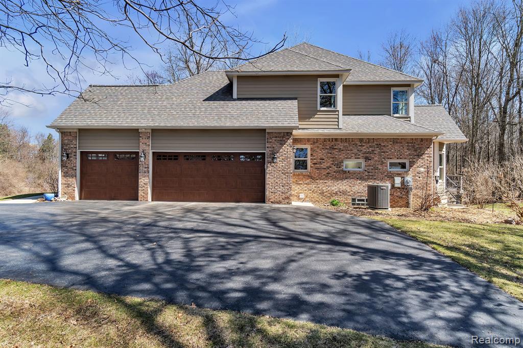 4788 WINDSWEPT Drive, Milford, MI 48380 — Photo 53