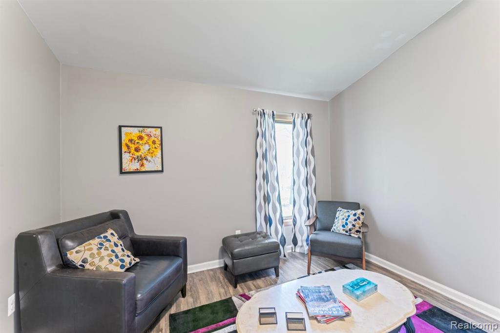 550 S Saginaw Street, Lapeer, MI 48446 — Photo 14