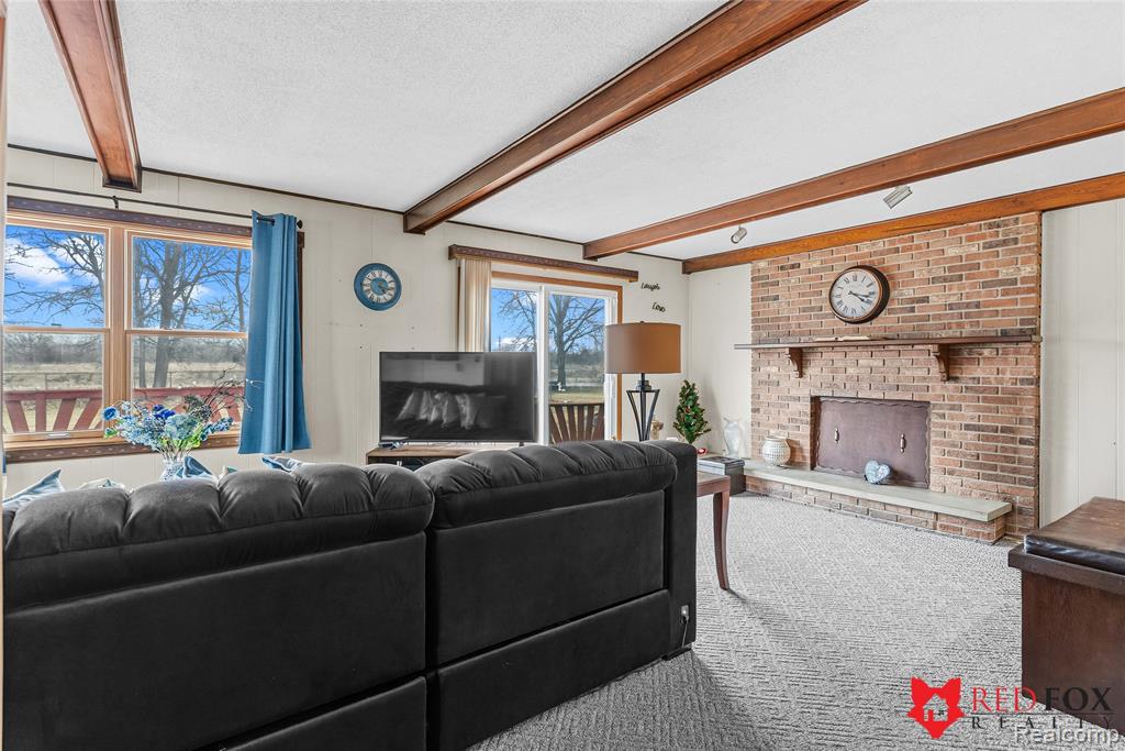 2379 Hialeah Drive, Flint, MI 48507 — Photo 16
