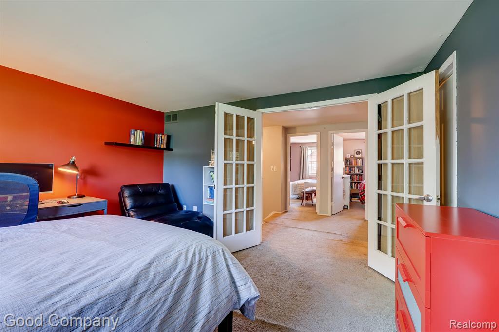 28660 LOWELL N, Southfield, MI 48076 — Photo 24
