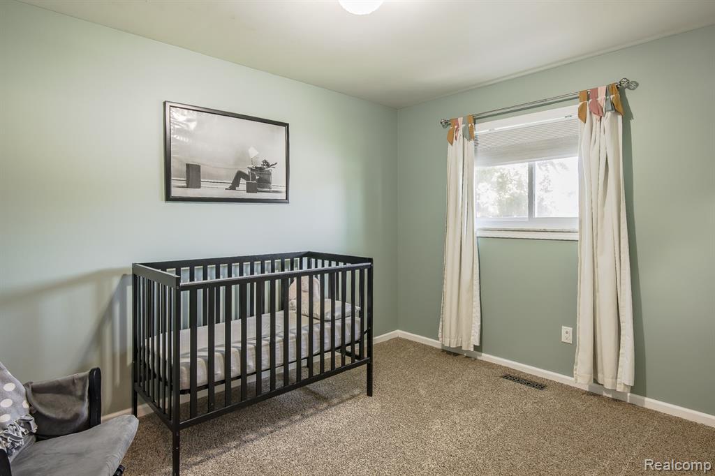 46555 Dequindre Road, Rochester Hills, MI 48307 — Photo 44