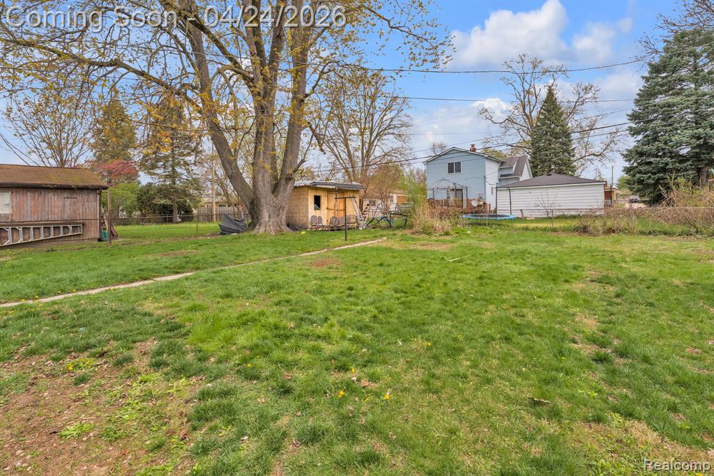 6964 Nightingale Street, Dearborn Heights, MI 48127 — Photo 9