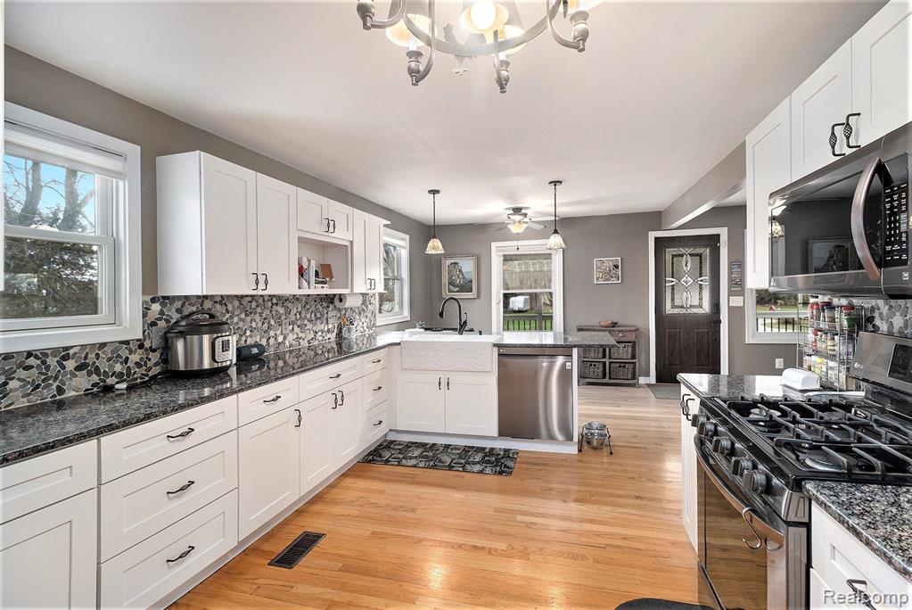 5308 Hammond Road, Lapeer, MI 48446 — Photo 7