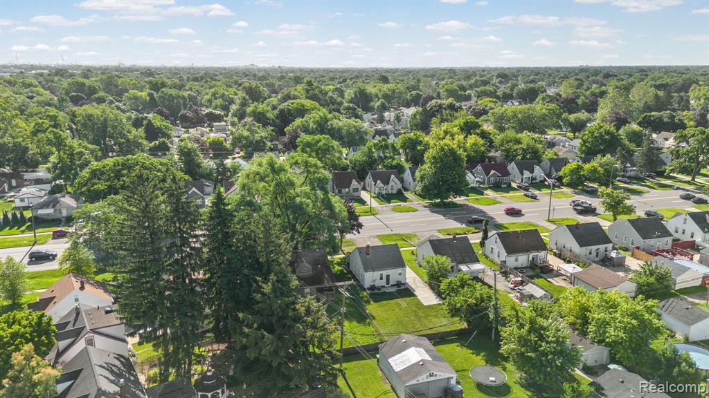 6556 Pelham Road, Taylor, MI 48180 — Photo 29