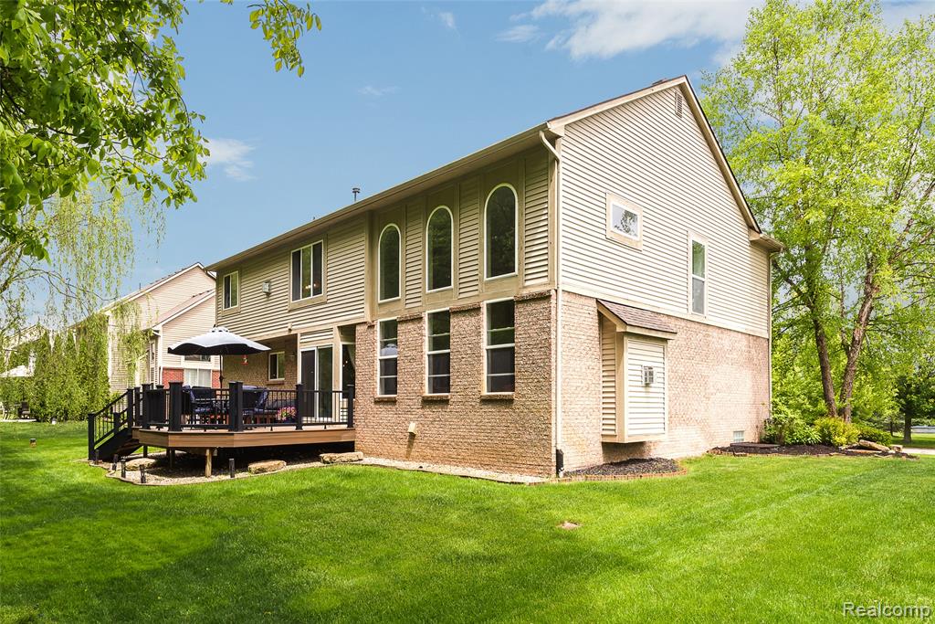 29811 Bradford Drive, New Hudson, MI 48165 — Photo 31