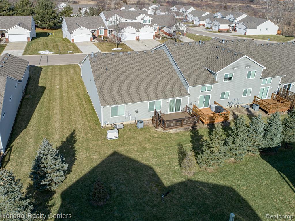 471 HOSTA, Howell, MI 48843 — Photo 3
