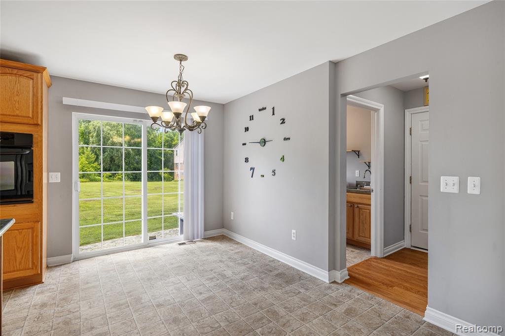 20798 Oak Ridge Drive, Clinton Twp, MI 48036 — Photo 12