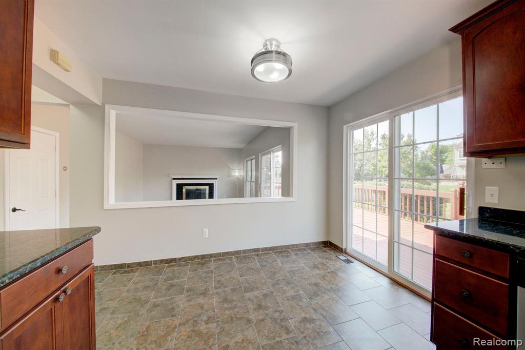 44914 FAIR OAKS Drive, Canton, MI 48187 — Photo 12
