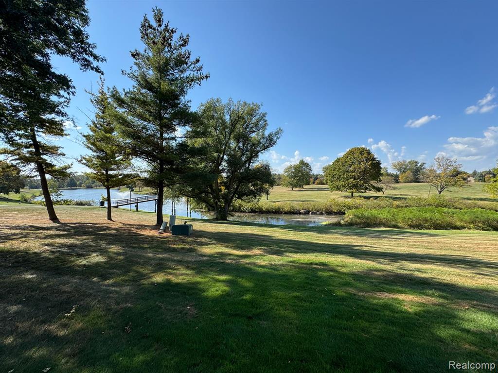 5377 Breeze Hill Place, Troy, MI 48098 — Photo 52