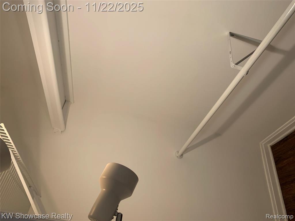 462 Algene Street, Lake Orion, MI 48362 — Photo 21