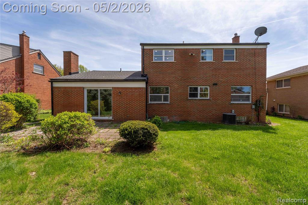 5 Snow Court, Dearborn, MI 48124 — Photo 39