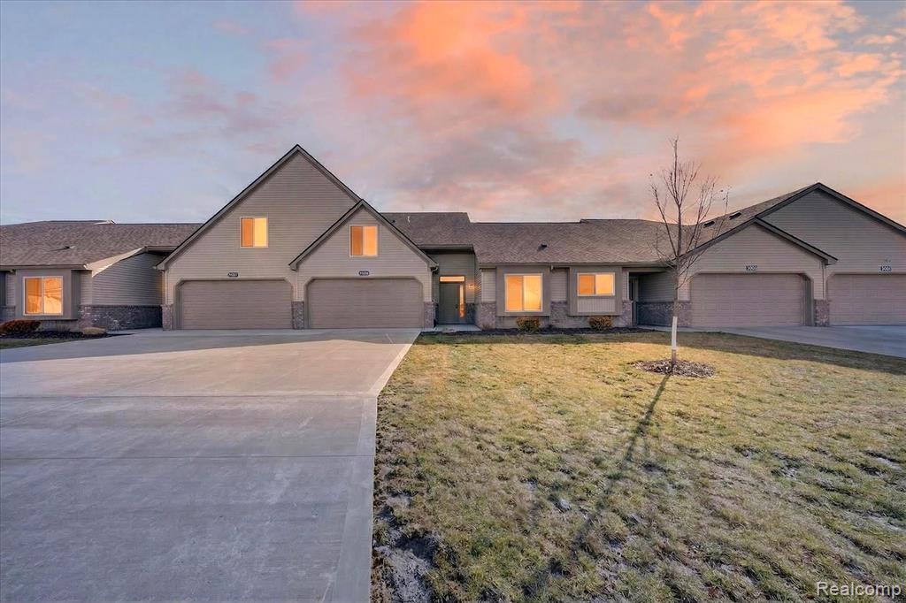 31005 Gregory Street, Grand Blanc, MI 48439 — Photo 2