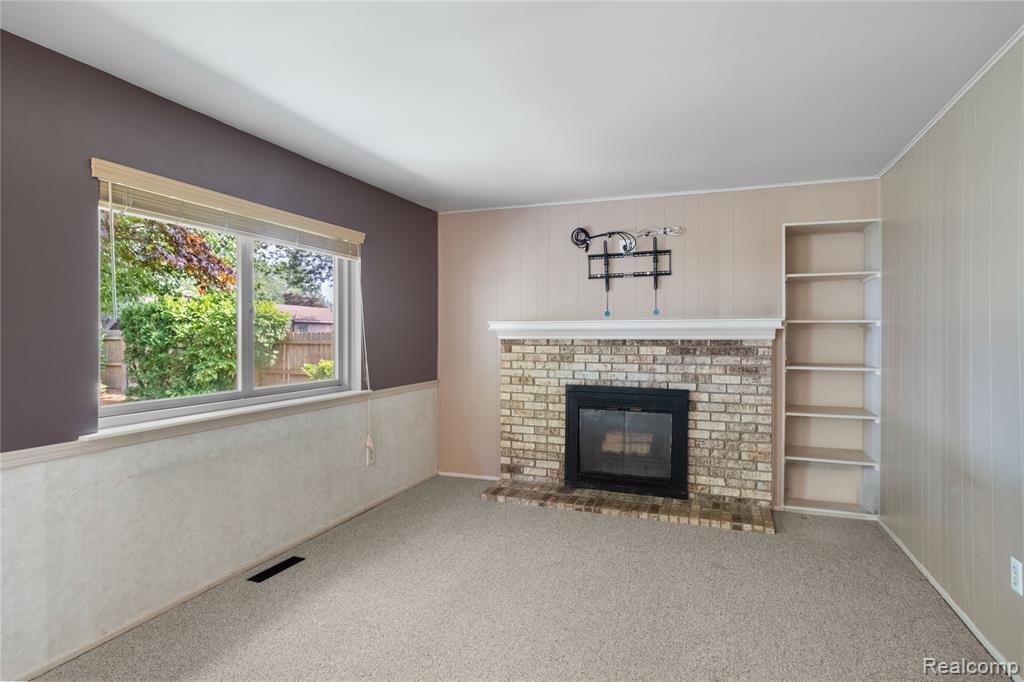 44114 Somerset Square, Canton, MI 48187 — Photo 19