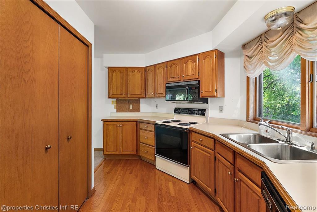 6175 Tripp Road, Holly, MI 48442 — Photo 13