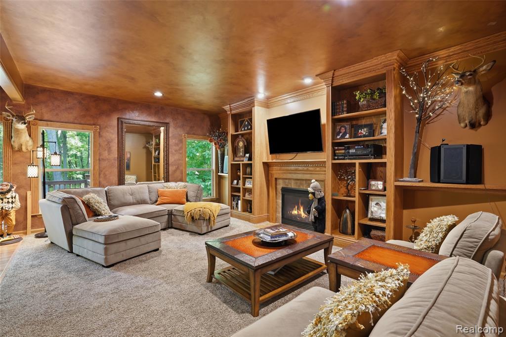 2790 Pine Bluffs Ct., Highland, MI — Photo 4
