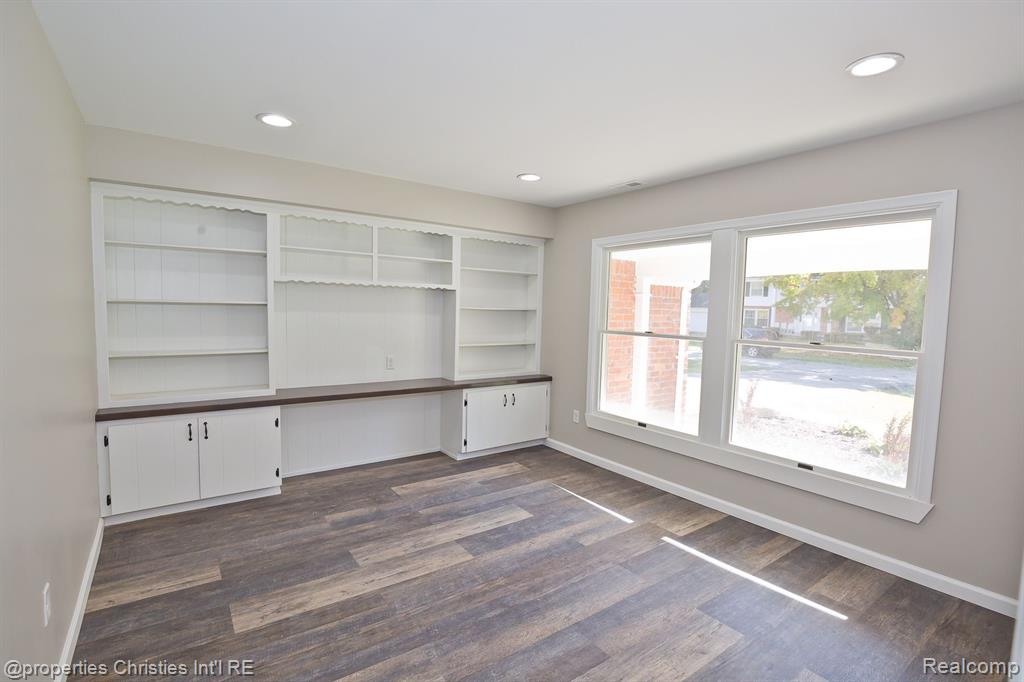 5582 NORTHCOTE, West Bloomfield, MI — Photo 31