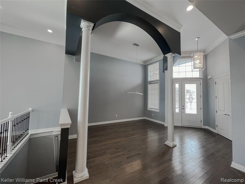 5612 Knob Hill Circle, Clarkston, MI 48348 — Photo 3