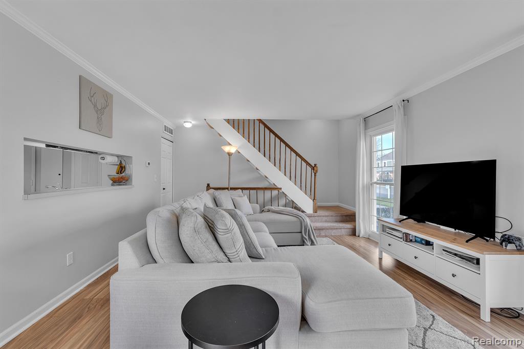 23625 STONEHENGE Boulevard, Novi, MI — Photo 5