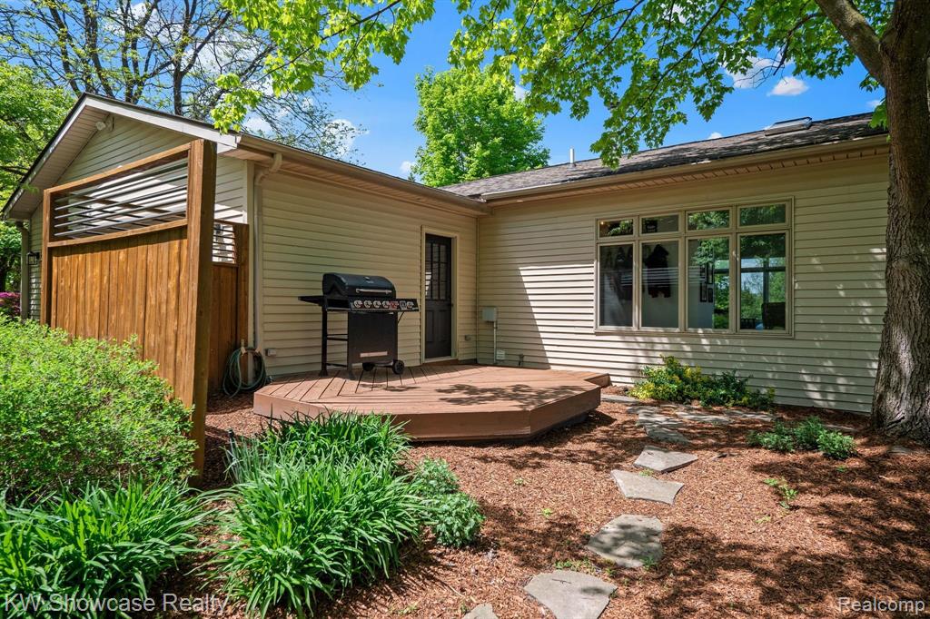 6690 CUTHBERT Road, White Lake, MI — Photo 4