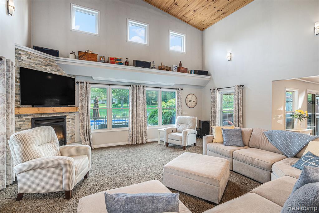 6080 Waldon Road, Clarkston, MI — Photo 3