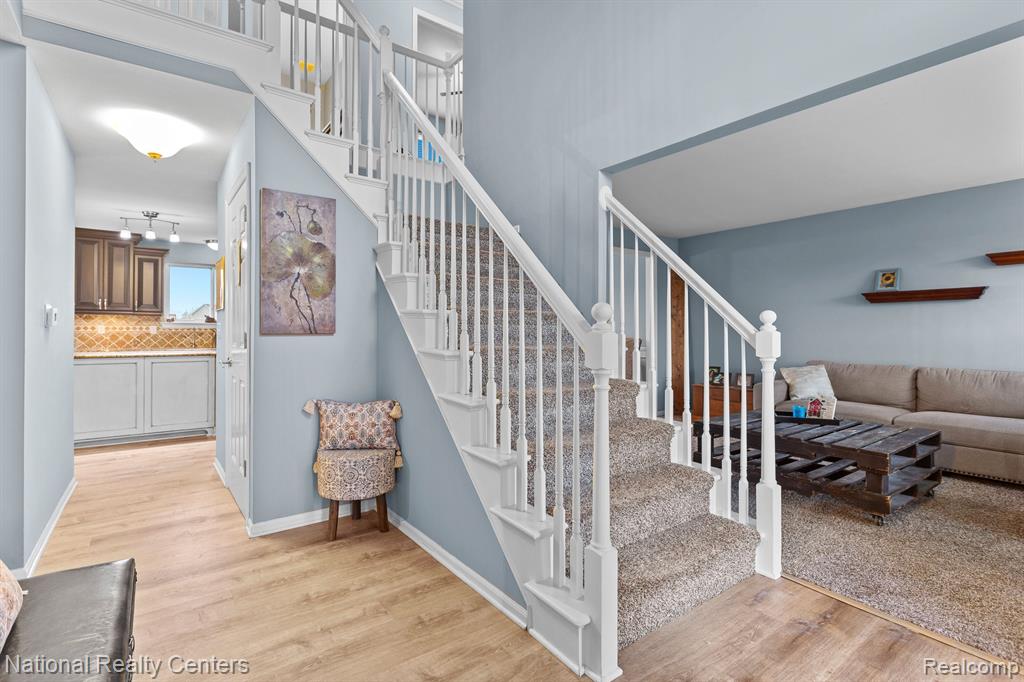 316 Lenox Lane, Brighton, MI 48114 — Photo 10