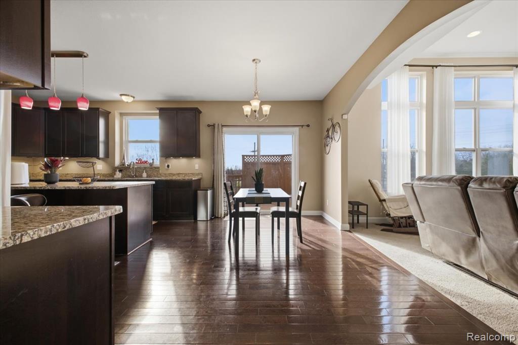 4930 E Stonegate Circle, Lake Orion, MI — Photo 10