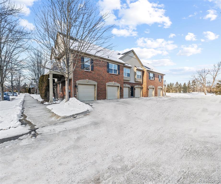 47624 Pembroke Drive, Canton, MI 48188 — Photo 22