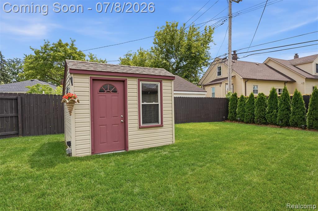 29971 Leona Street, Garden City, MI — Photo 43