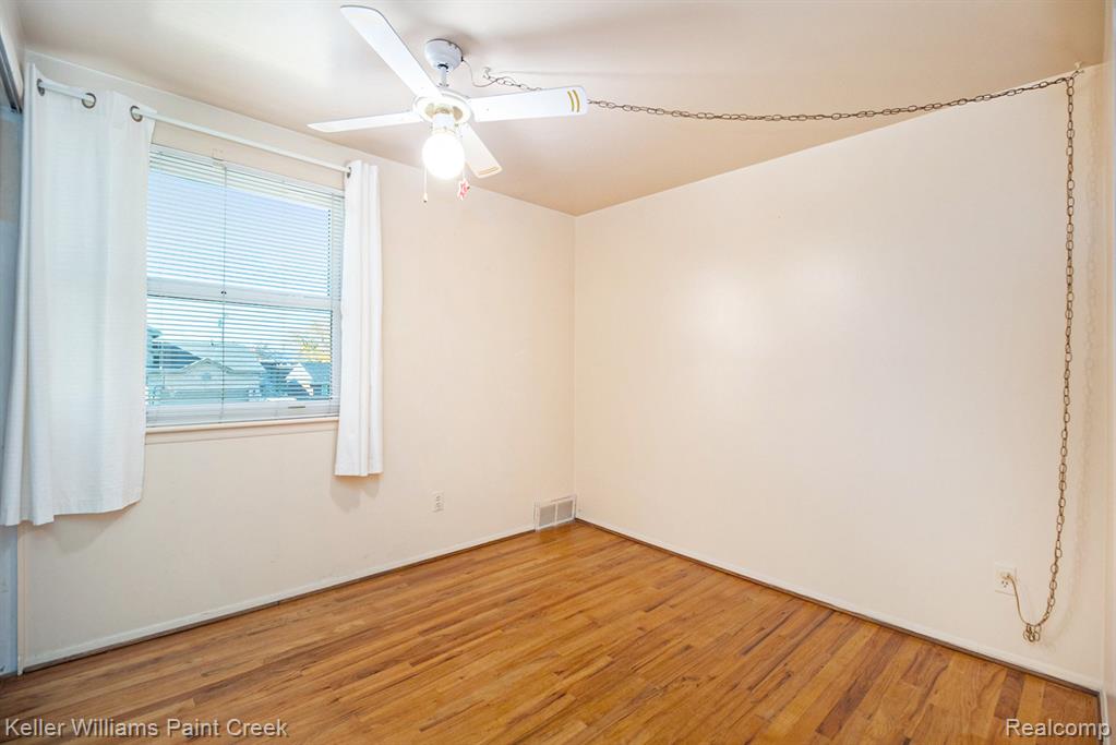 8125 Willesdon Square, Sterling Heights, MI 48312 — Photo 10
