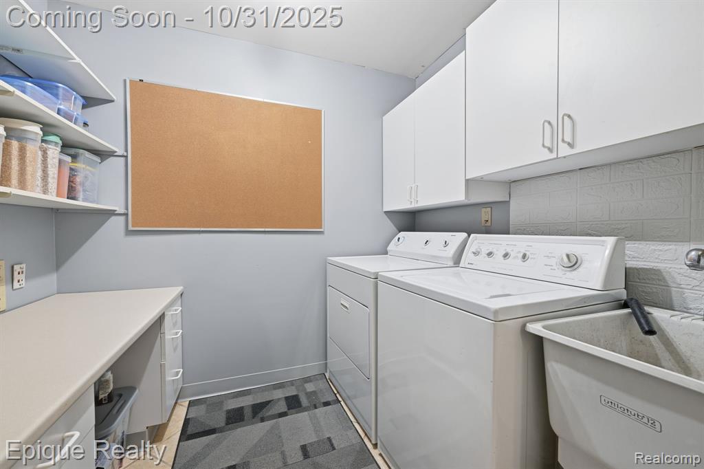 36996 Dartmoor Drive, Farmington Hills, MI 48331 — Photo 19