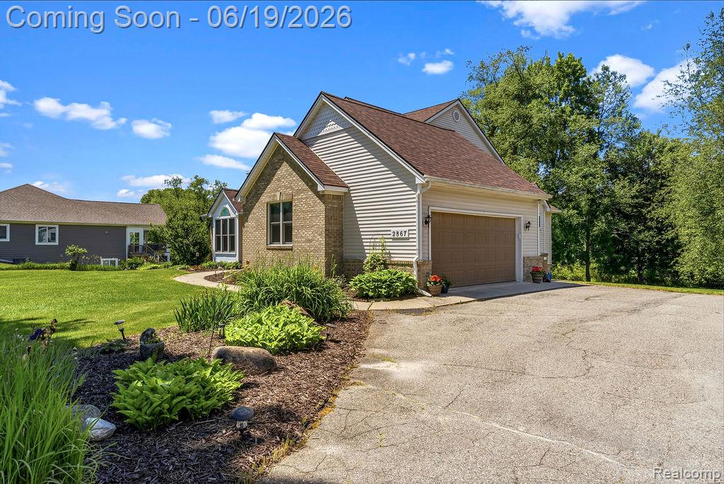 2867 Iris Lane, Hartland, MI 48353 — Photo 6