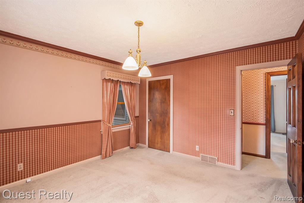 49830 SHELBY Road, Shelby Twp, MI 48317 — Photo 28