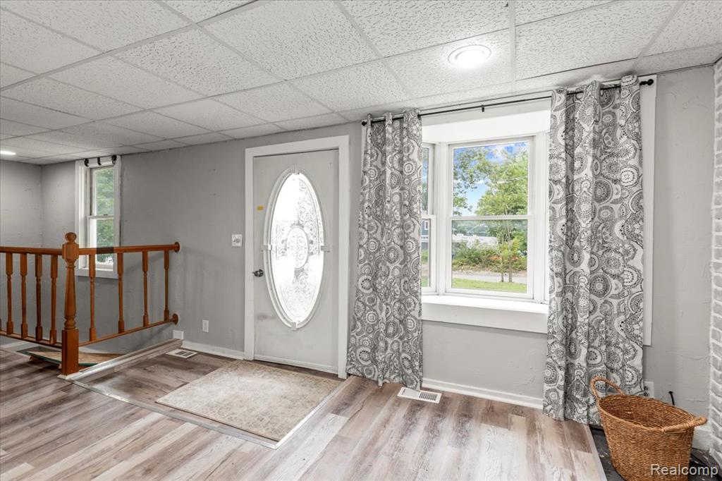 5246 Wayne Road, White Lake, MI 48383 — Photo 10