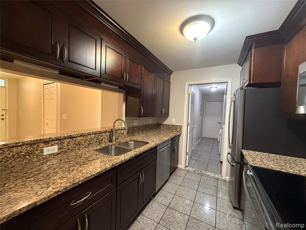 44837 Marigold Drive, Sterling Heights, MI 48314 — Photo 2