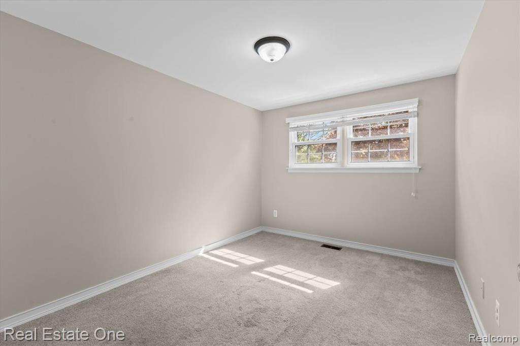 19848 Irongate Court, Northville, MI 48167 — Photo 22