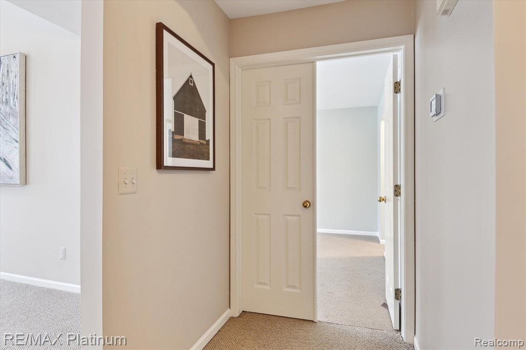 4823 FAIRWAYS Drive, Brighton, MI 48116 — Photo 20