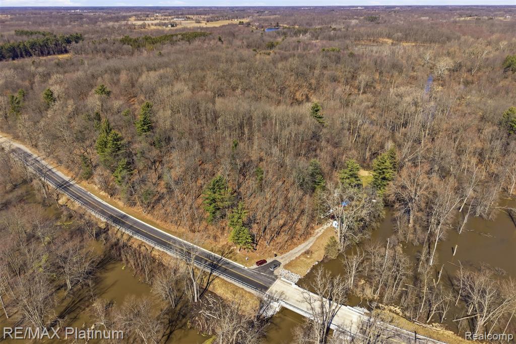 2555 E Cohoctah Road, Howell, MI 48855 — Photo 21
