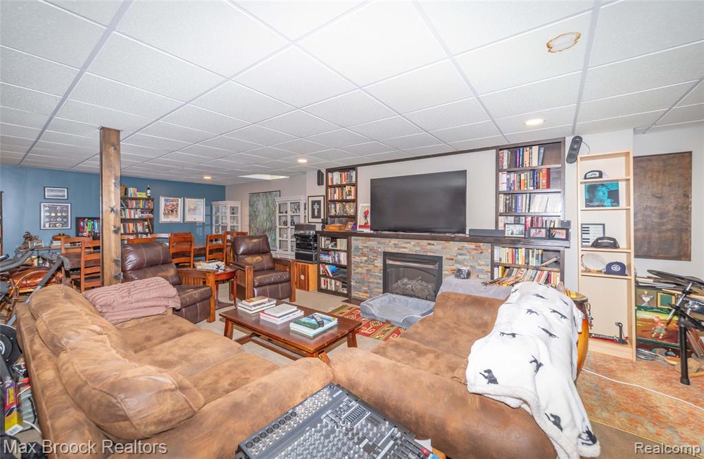 1478 Courtney Court, Hartland, MI 48353 — Photo 50