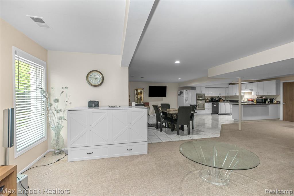 5199 Shenandoah Court, West Bloomfield, MI 48323 — Photo 55