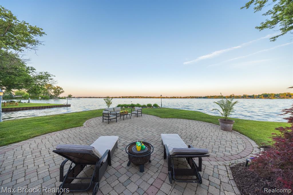 4659 LINWOOD Street, West Bloomfield, MI 48324 — Photo 8