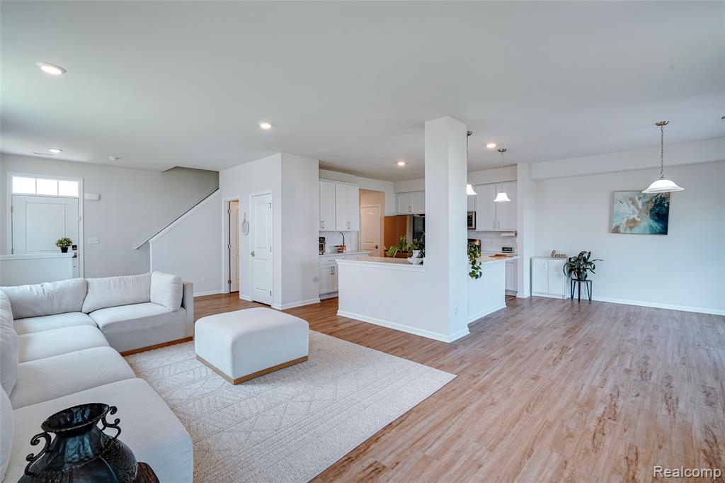 606 Angus Lane, Saline, MI 48176 — Photo 18