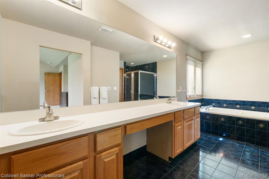 49906 Fuller Court, Plymouth, MI 48170 — Photo 35