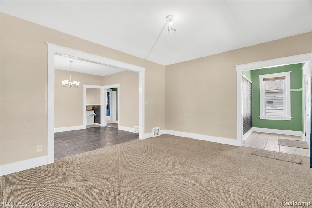 509 13th Street, Port Huron, MI 48060 — Photo 8