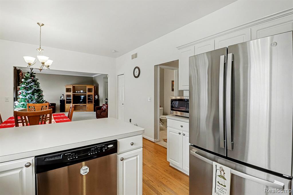 4420 McKeachie Road, White Lake, MI 48383 — Photo 14