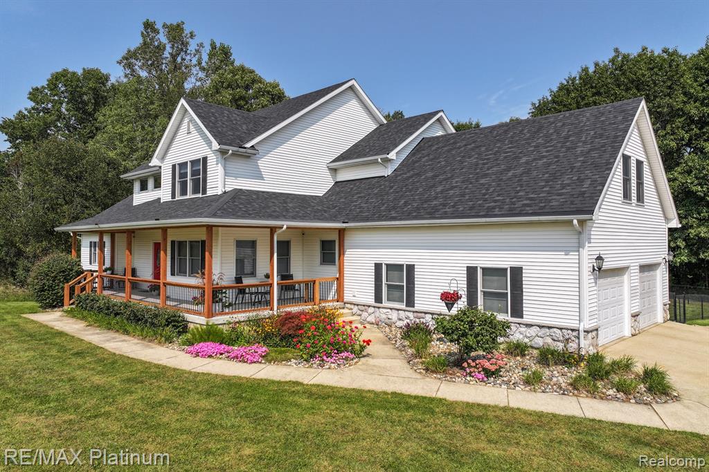 1205 ASHLYN, Fowlerville, MI 48836 — front exterior