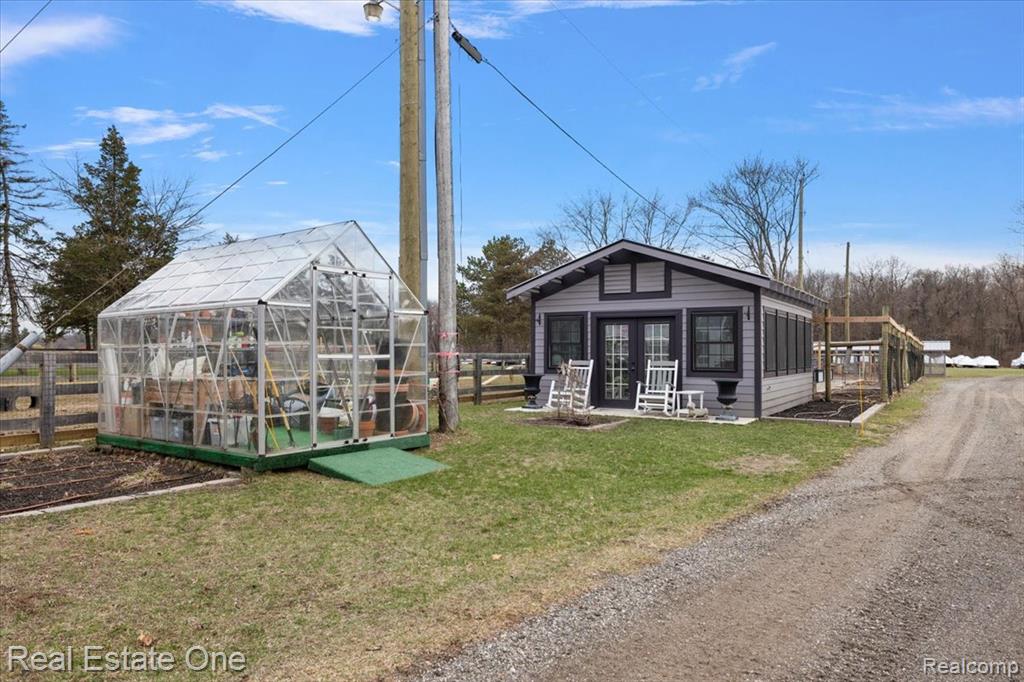 1050 Oxbow Lake Road, White Lake, MI — Photo 4
