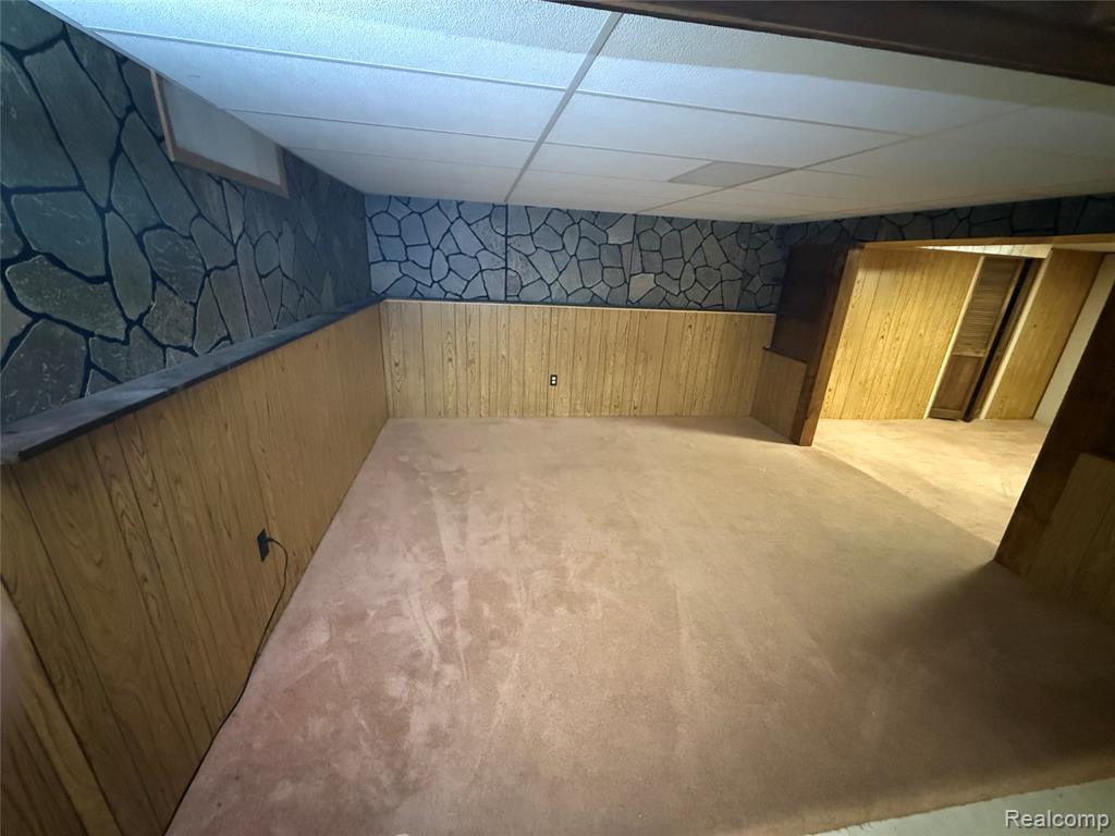 6193 N Bankle Court, Dearborn Heights, MI 48127 — Photo 11