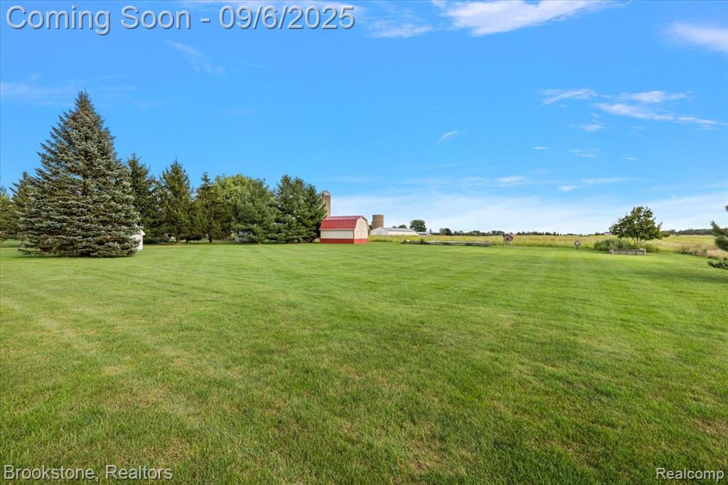 7696 Shawn Drive, Imlay City, MI 48444 — Photo 12